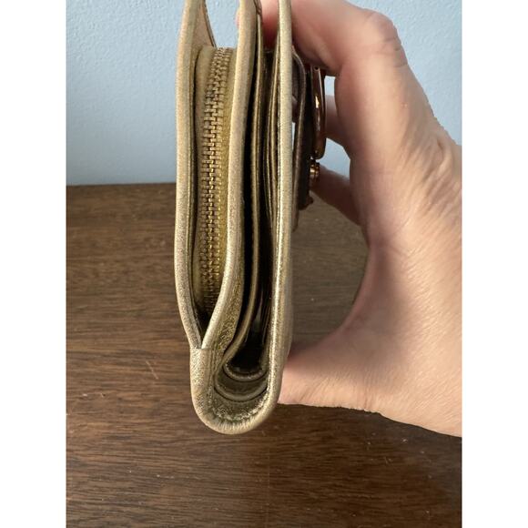 Gucci Wallet with Change Holder - Picture 6 of 10